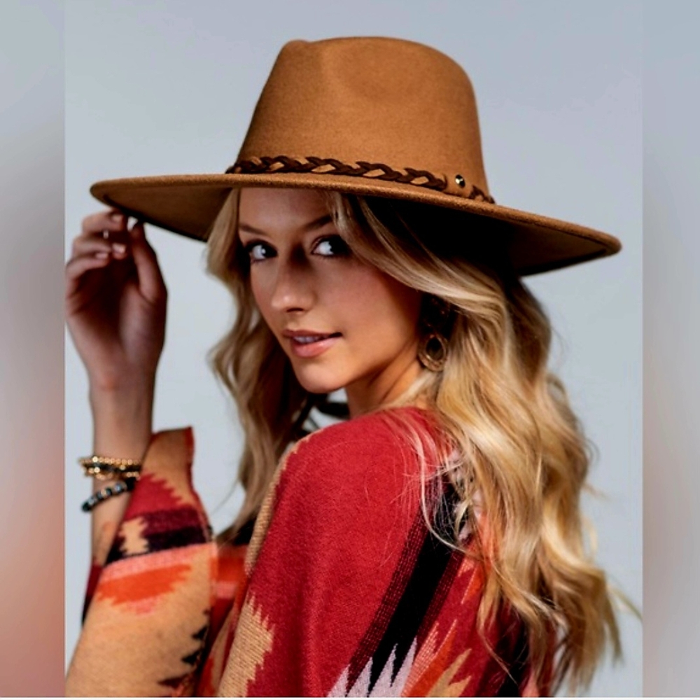 Elegant Brown Fedora with Braided Detail